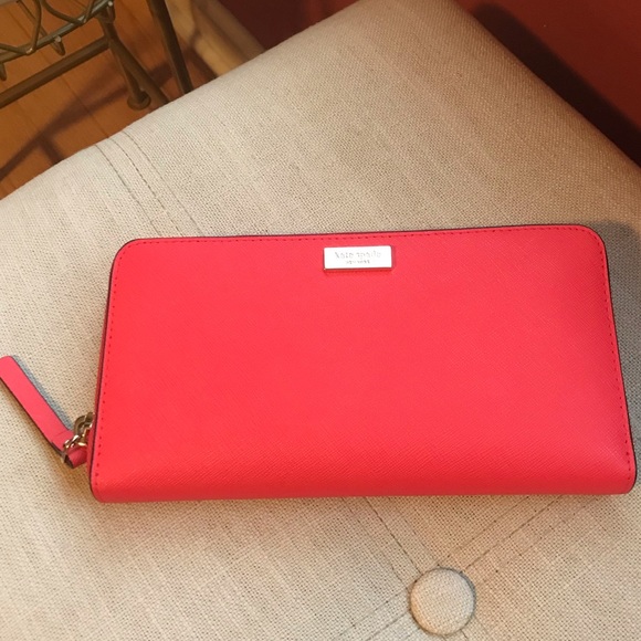 kate spade Handbags - Kate Spade Wallet